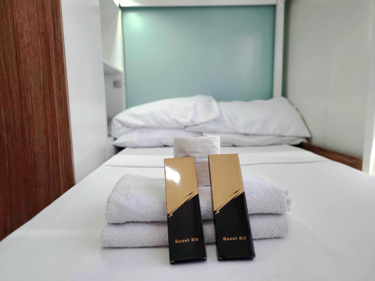 Plumera Condo Near Mactan Airport Studio With Balcony Bankal Exterior foto